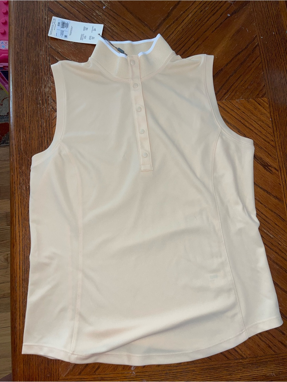 Walter Hagen Sleeveless Mock Neck Tank in Light Yellow